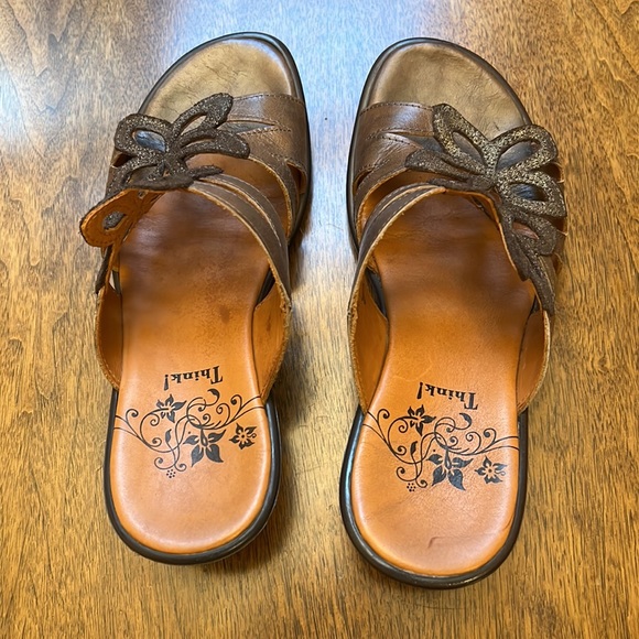 Think! Brown Floral Sandal EU 38 Kitten Heel - Picture 3 of 8